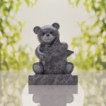 Lápida infantil con oso de peluche y estrella