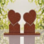Lápida doble con dos corazones