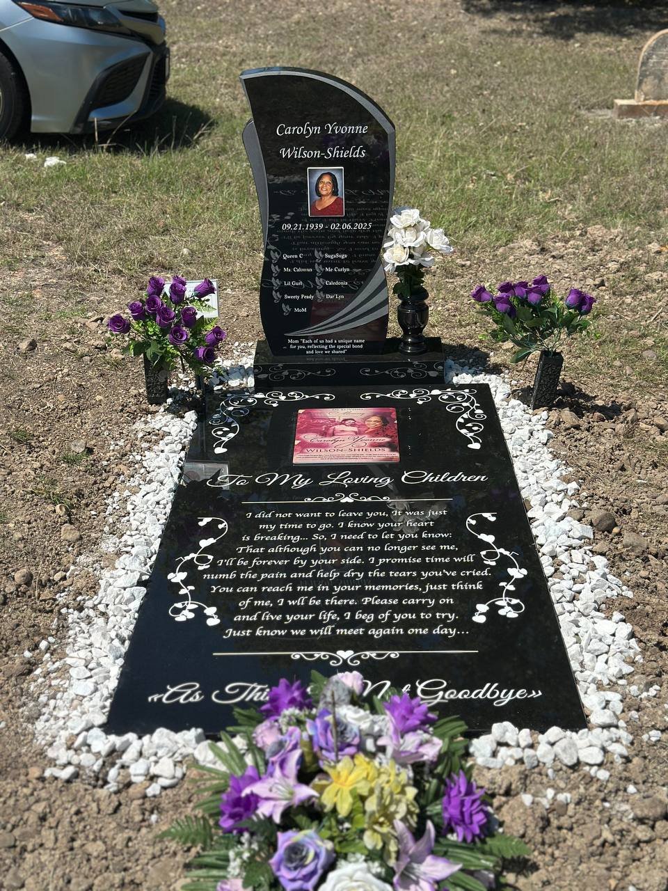 Personalized Headstones and the Art of Making a Marker Truly Theirs 2 Personalized Headstones and the Art of Making a Marker Truly Theirs