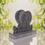 Lápida de corazón con rosas