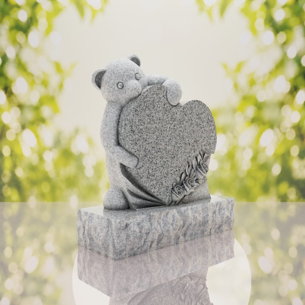 Lápida infantil con oso y corazón