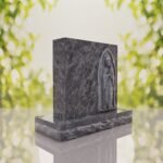 Lápida conmemorativa de la Virgen orante