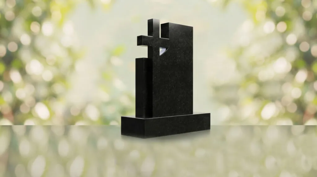 Monumento conmemorativo moderno con cruz